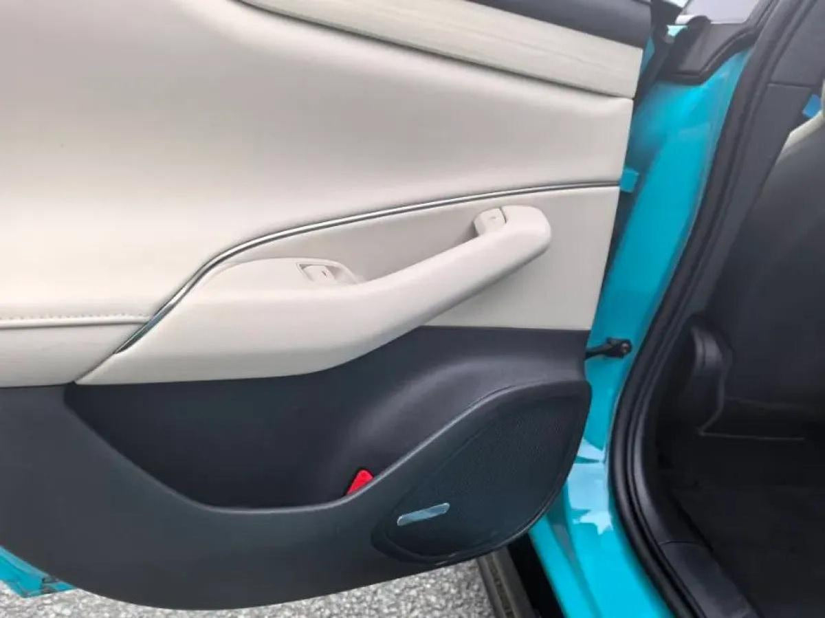 2024 Xiaomi SU7 BEV 73.6KWH 700km image 7