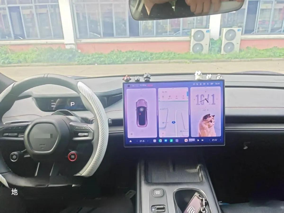 2024 Xiaomi SU7 BEV 94.3KWH image 7