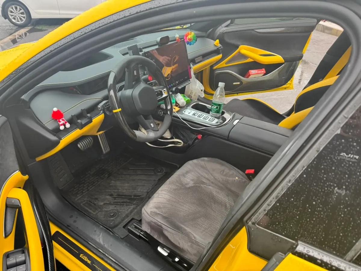 2025 Xiaomi SU7 Ultra BEV 93.7KWH 630km image 7