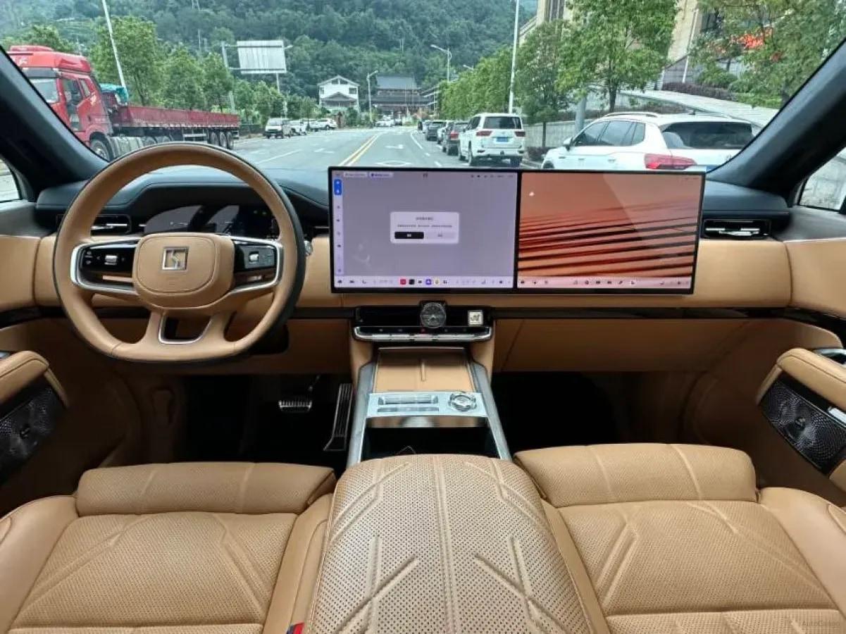 2025 Zeekr 9X 2.0T 279HP L4 1DHT PHEV image 7