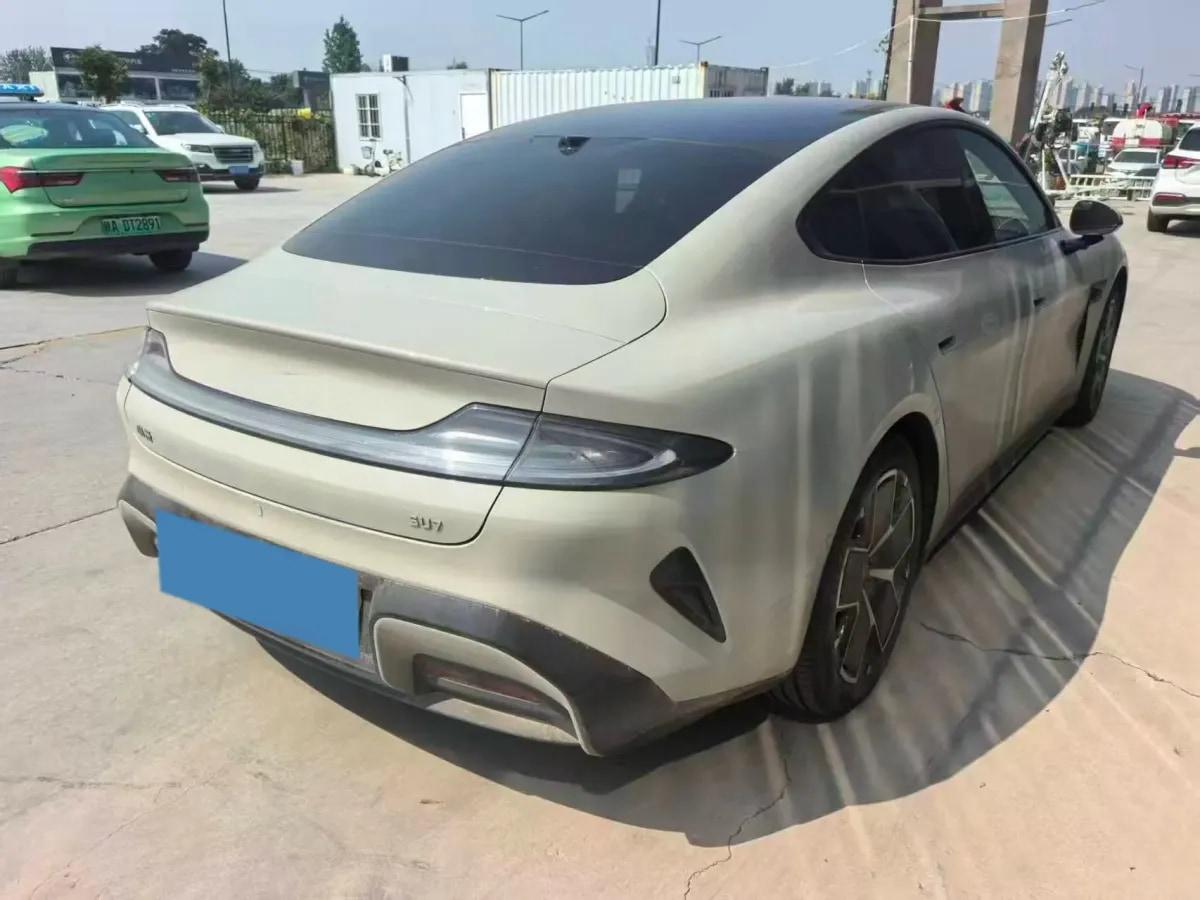 2024 Xiaomi SU7 BEV 73.6KWH 700km image 7