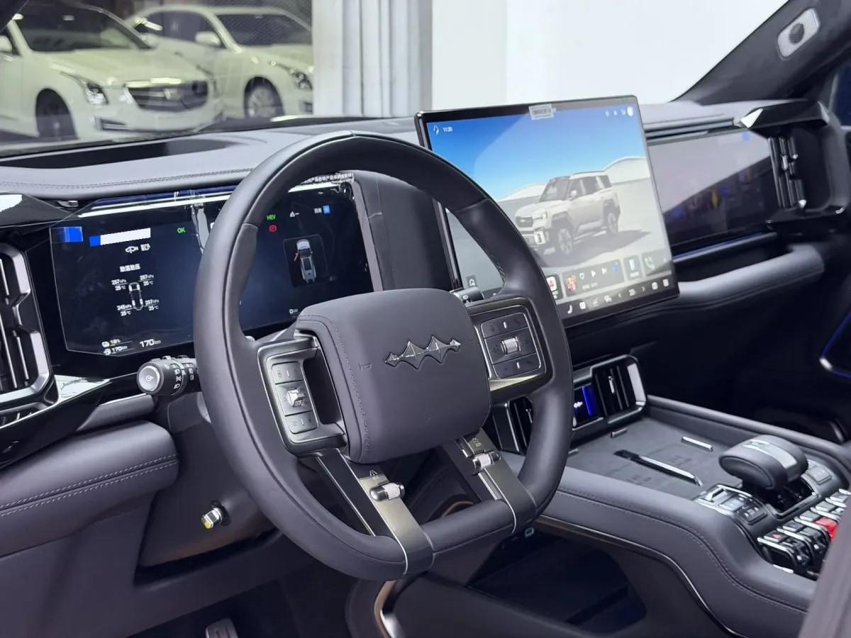 2025 Fang Cheng Bao Bao 8 2.0T 245HP L4 E-CVT PHEV 36.8KWH image 7