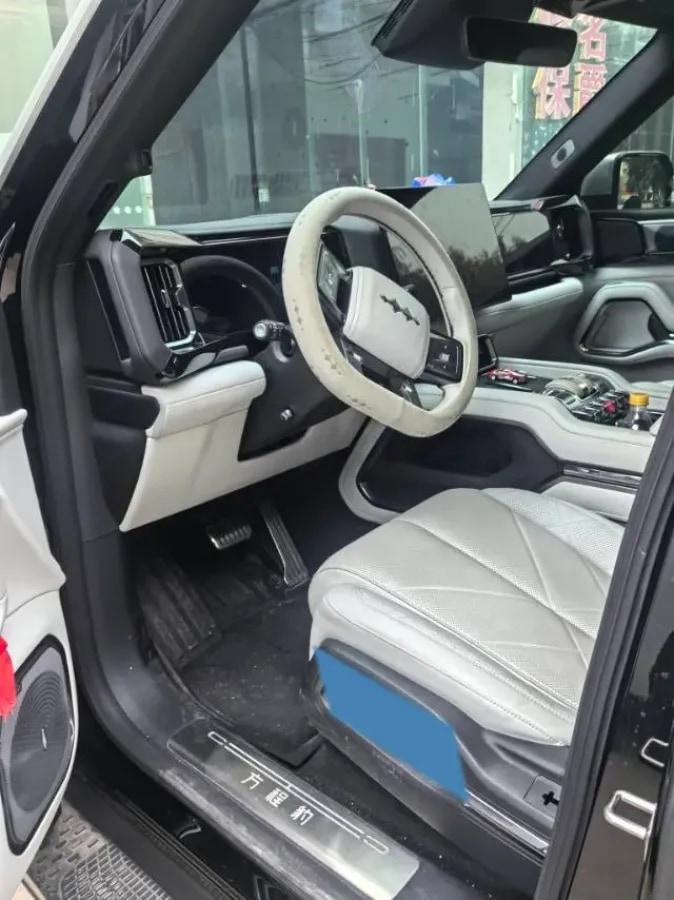 2025 Fang Cheng Bao Bao 8 2.0T 245HP L4 E-CVT PHEV 36.8KWH image 7