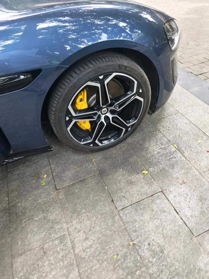 2024 Xiaomi SU7 BEV 73.6KWH image 7
