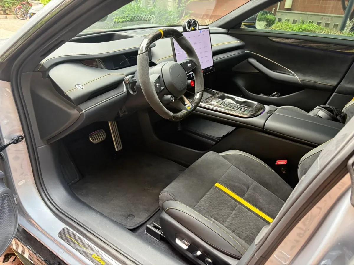 2025 Xiaomi SU7 Ultra BEV 93.7KWH 630km image 7