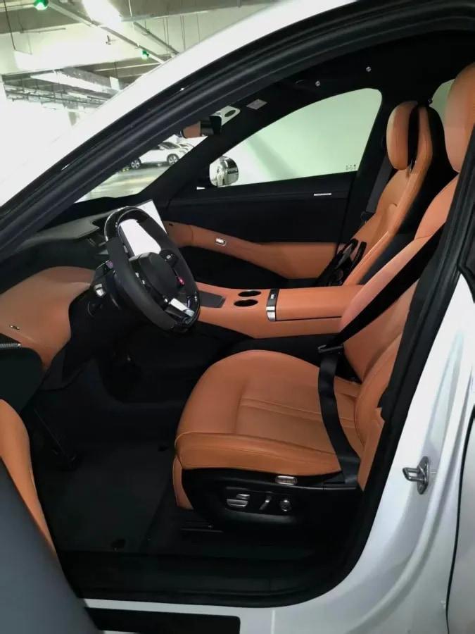 2025 Xiaomi YU7 BEV 101.7KWH image 7