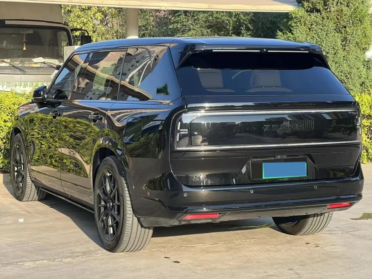 2025 Zeekr 9X 2.0T 279HP L4 1DHT PHEV image 7