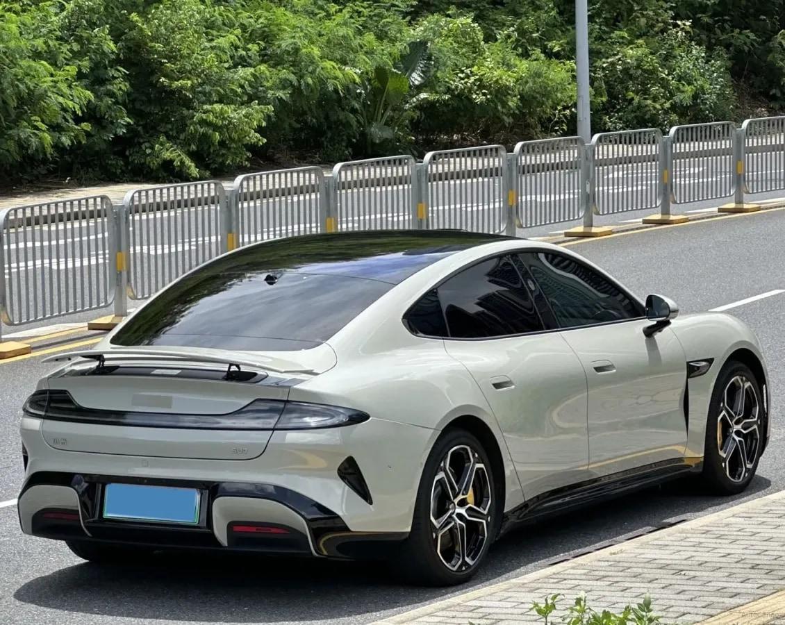 2024 Xiaomi SU7 BEV 94.3KWH image 7