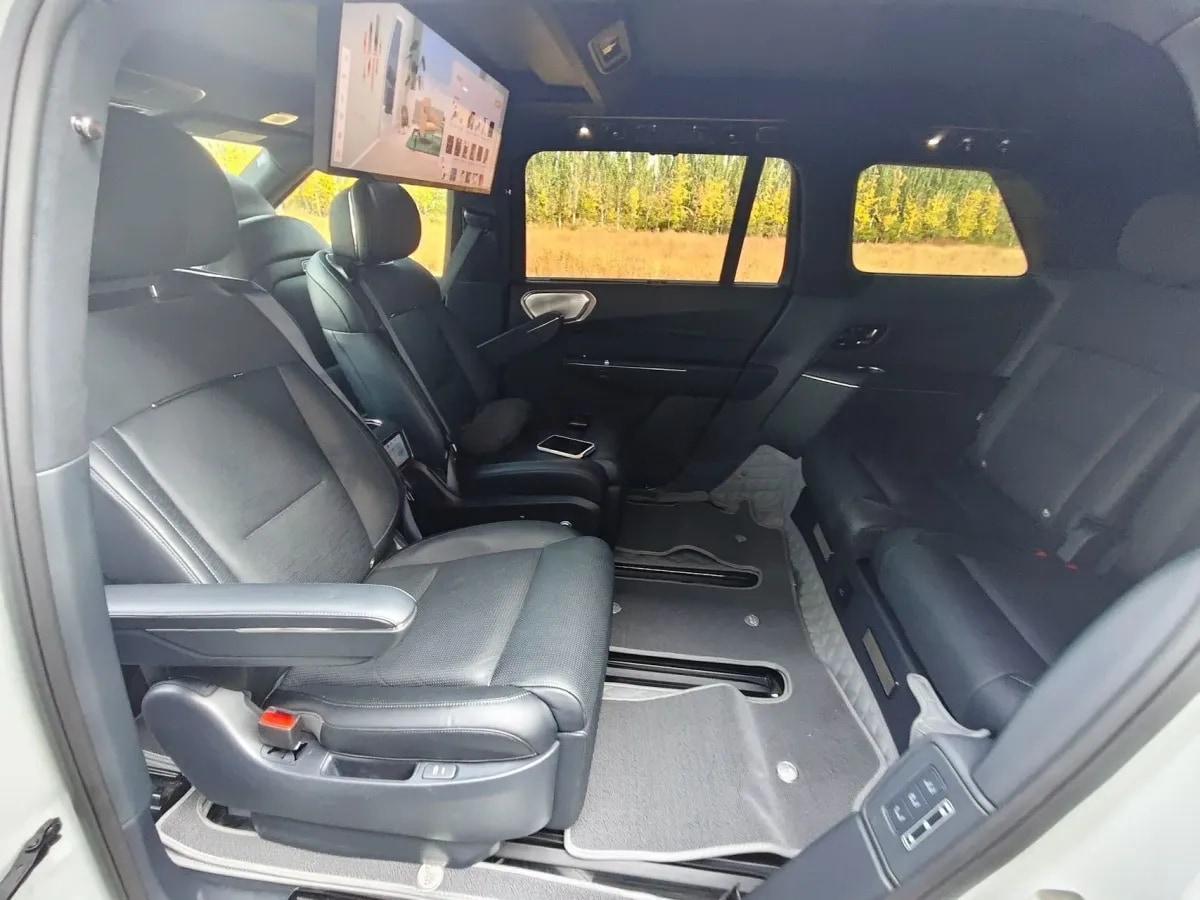 2025 LYNK&CO 900 2.0T 254HP L4 3DHT PHEV 52.38KWH 280km image 7