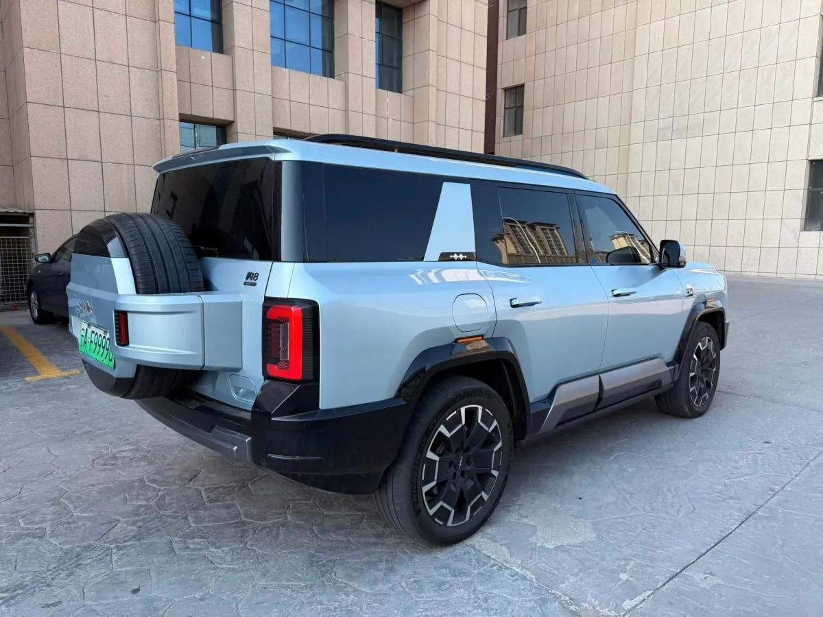 2025 Fang Cheng Bao Bao 8 2.0T 245HP L4 E-CVT PHEV 36.8KWH image 7