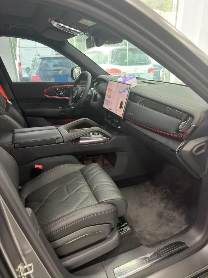 2026 Zeekr 8X 2.0T 279HP L4 1DHT PHEV 70KWH 330km image 7