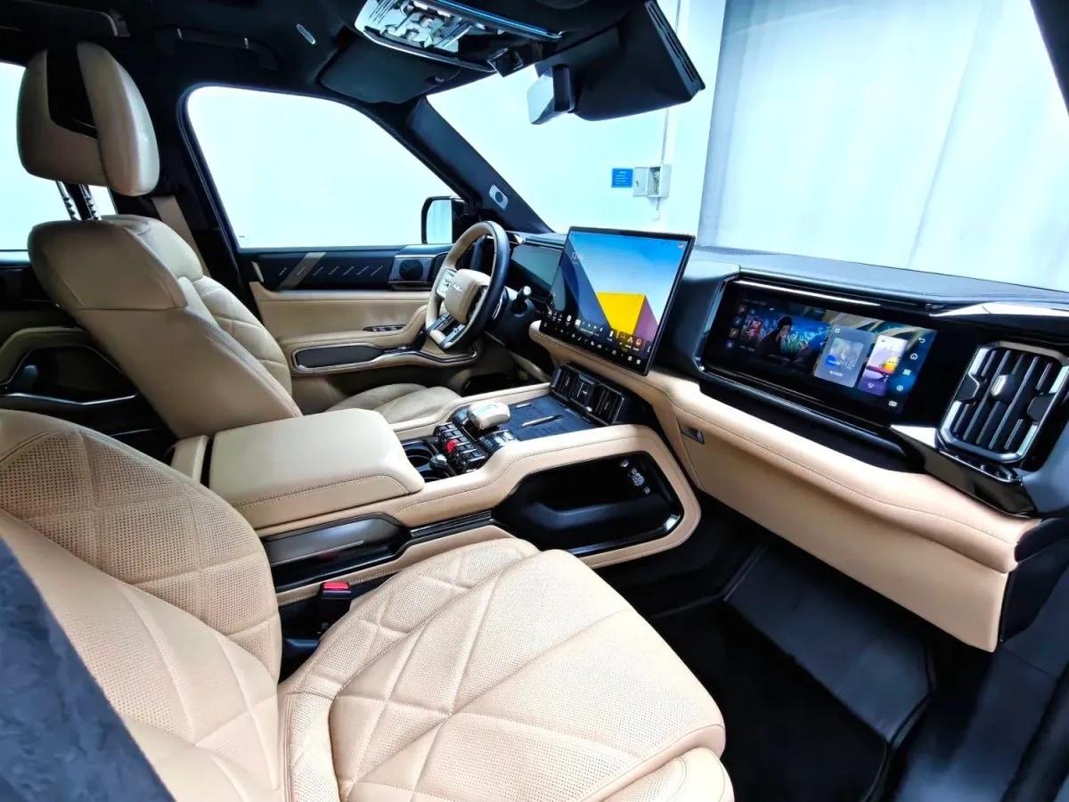 2025 FangChengBao Bao 8 2.0T 245HP L4 E-CVT PHEV 36.8KWH image 7