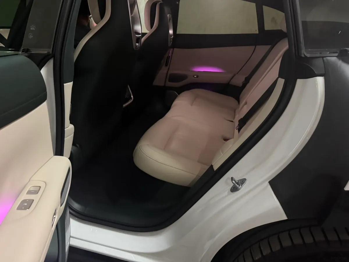 2025 Xiaomi YU7 BEV 101.7KWH 760km image 7
