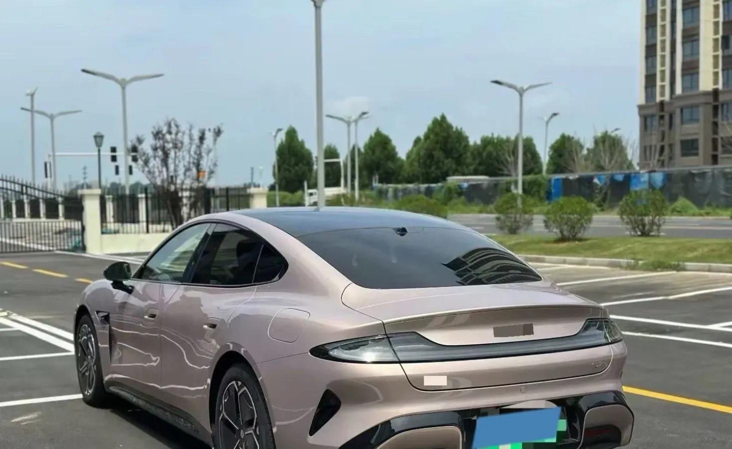 2026 Xiaomi SU7 BEV 73KWH 720km image 7