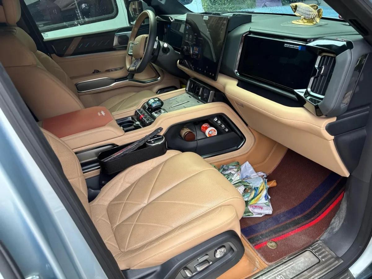 2025 FangChengBao Bao 8 2.0T 245HP L4 E-CVT PHEV 36.8KWH image 7