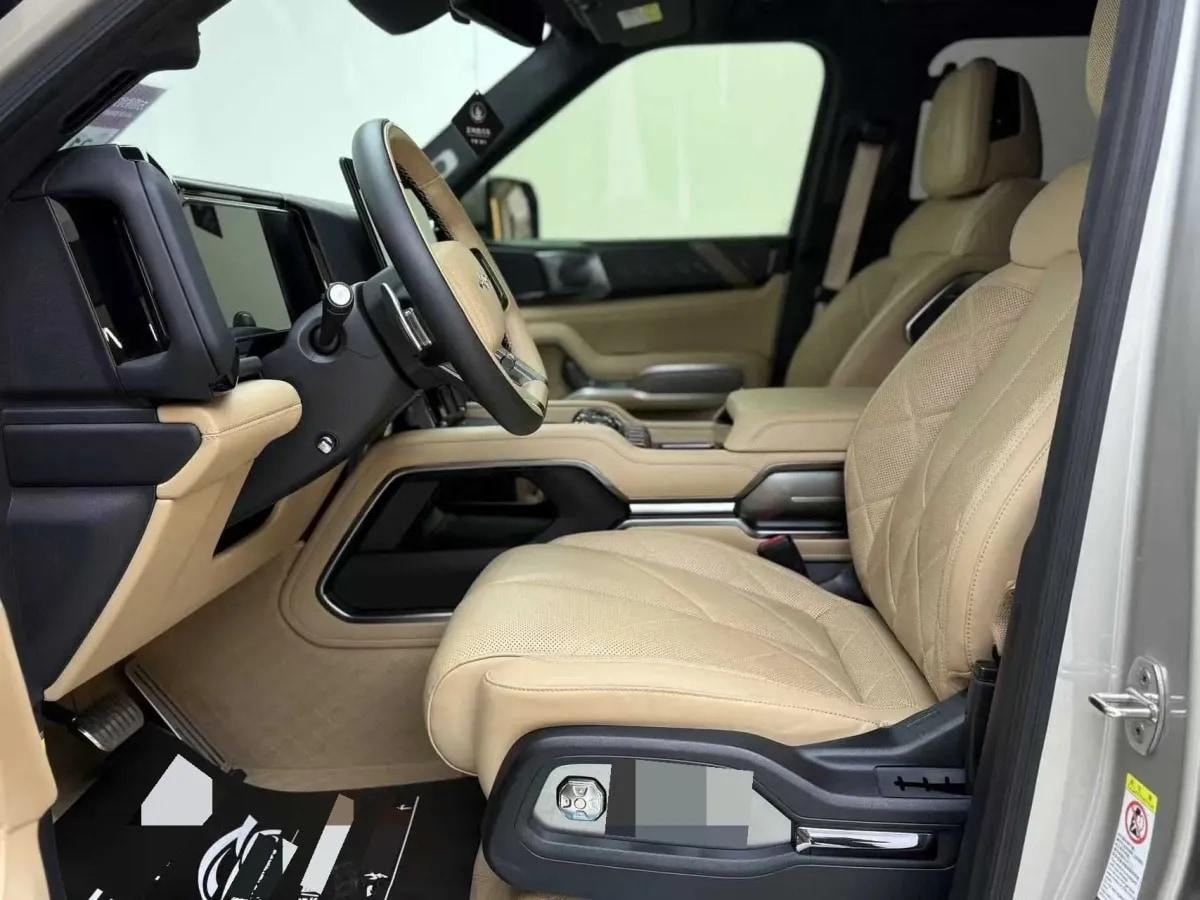 2025 Fang Cheng Bao Bao 8 2.0T 245HP L4 E-CVT PHEV 36.8KWH image 7