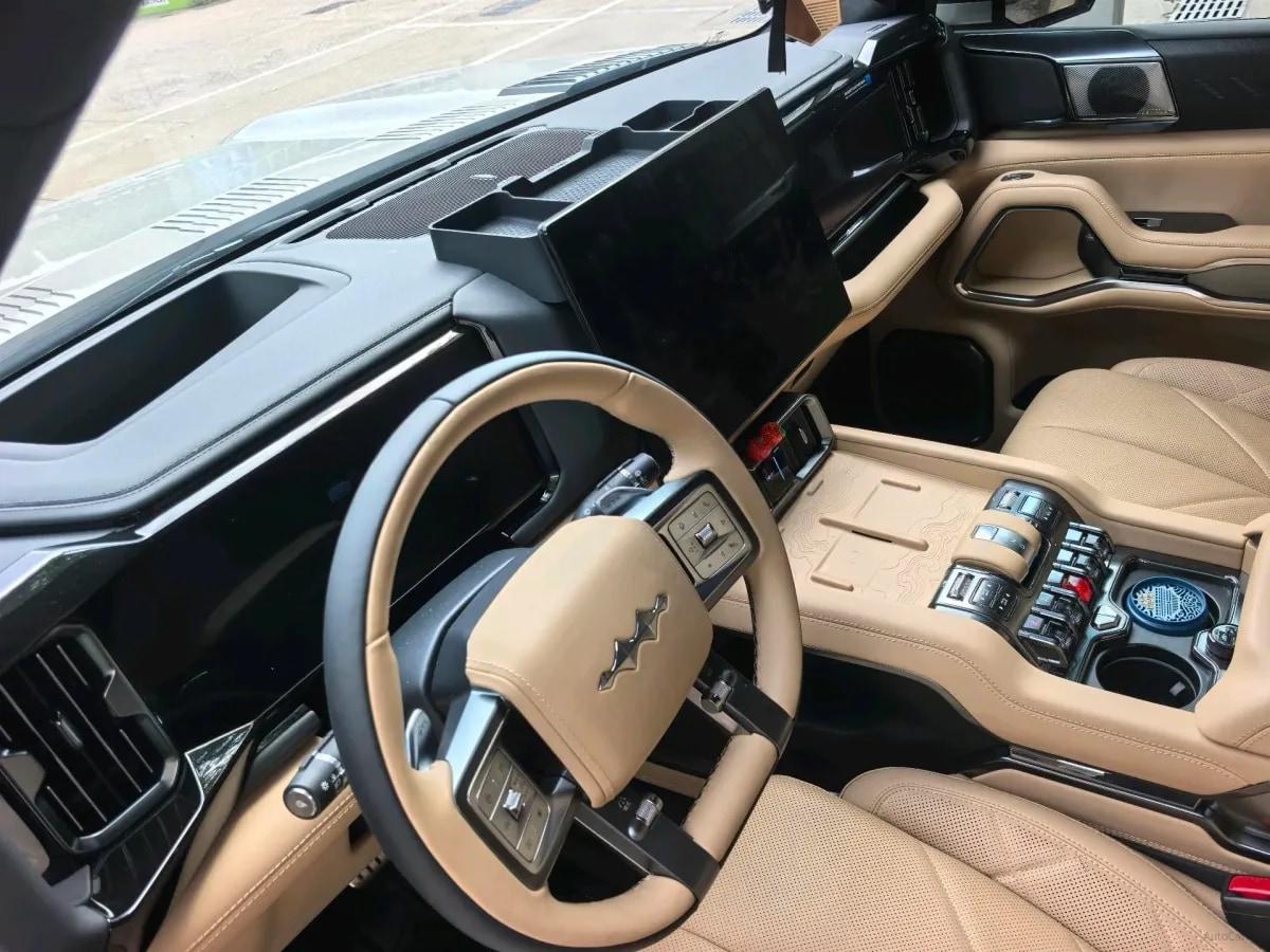 2025 FangChengBao Bao 8 2.0T 245HP L4 E-CVT PHEV 36.8KWH image 7