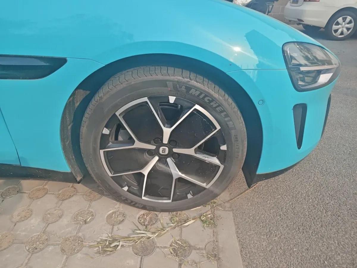 2024 Xiaomi SU7 BEV 73.6KWH 700km image 8