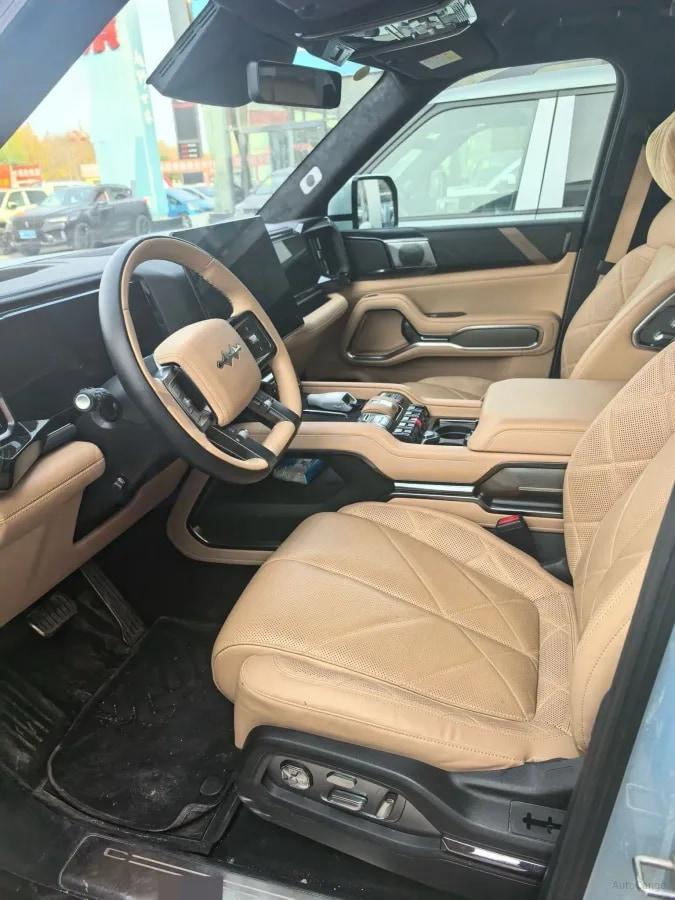 2025 Fang Cheng Bao Bao 8 2.0T 245HP L4 E-CVT PHEV 36.8KWH image 8