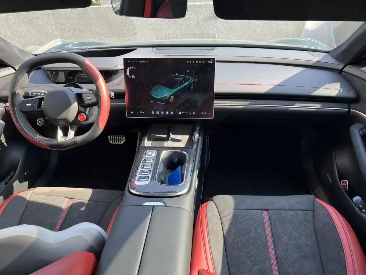 2025 Xiaomi SU7 Ultra BEV 93.7KWH 630km image 8