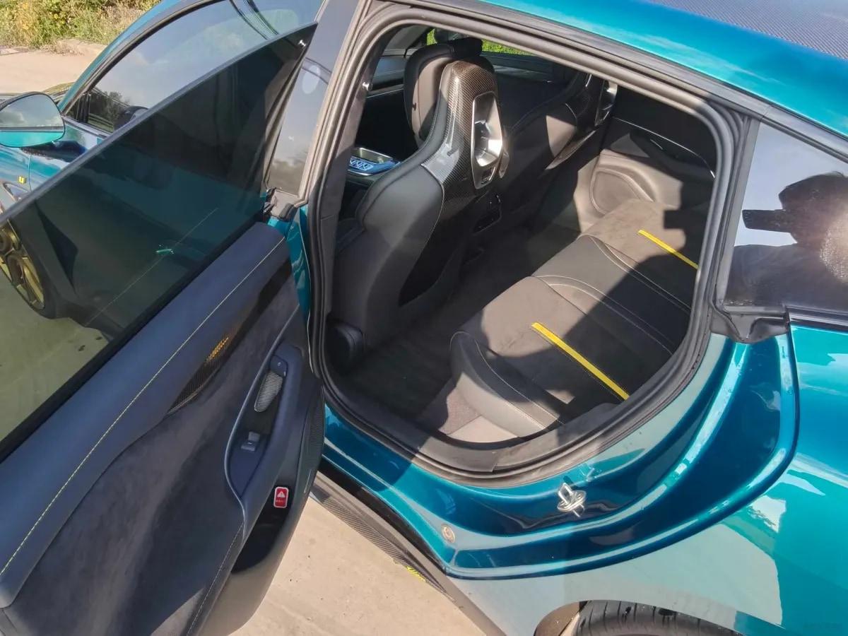 2025 Xiaomi SU7 Ultra BEV 93.7KWH 630km image 8