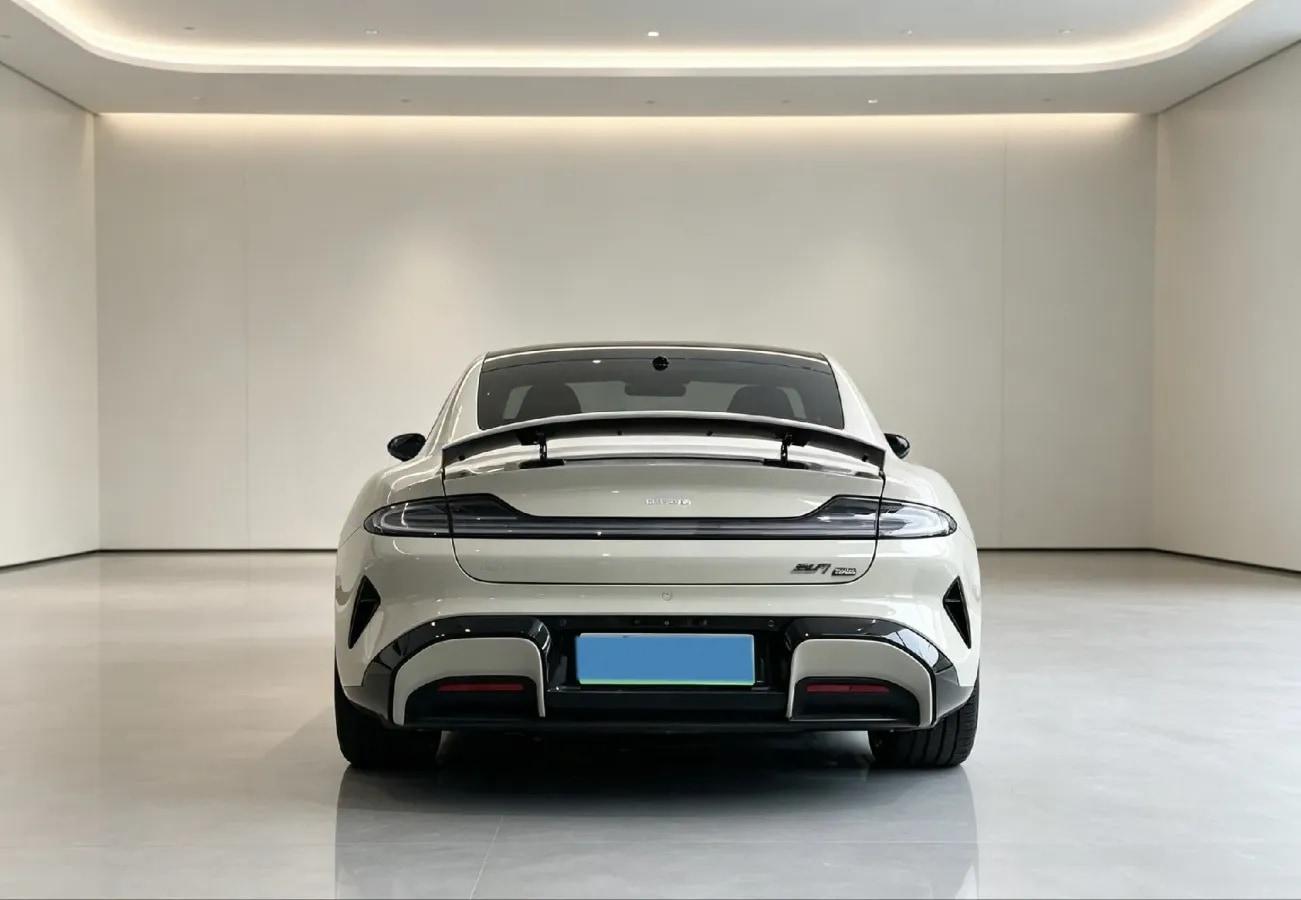 2024 Xiaomi SU7 BEV 101KWH image 8