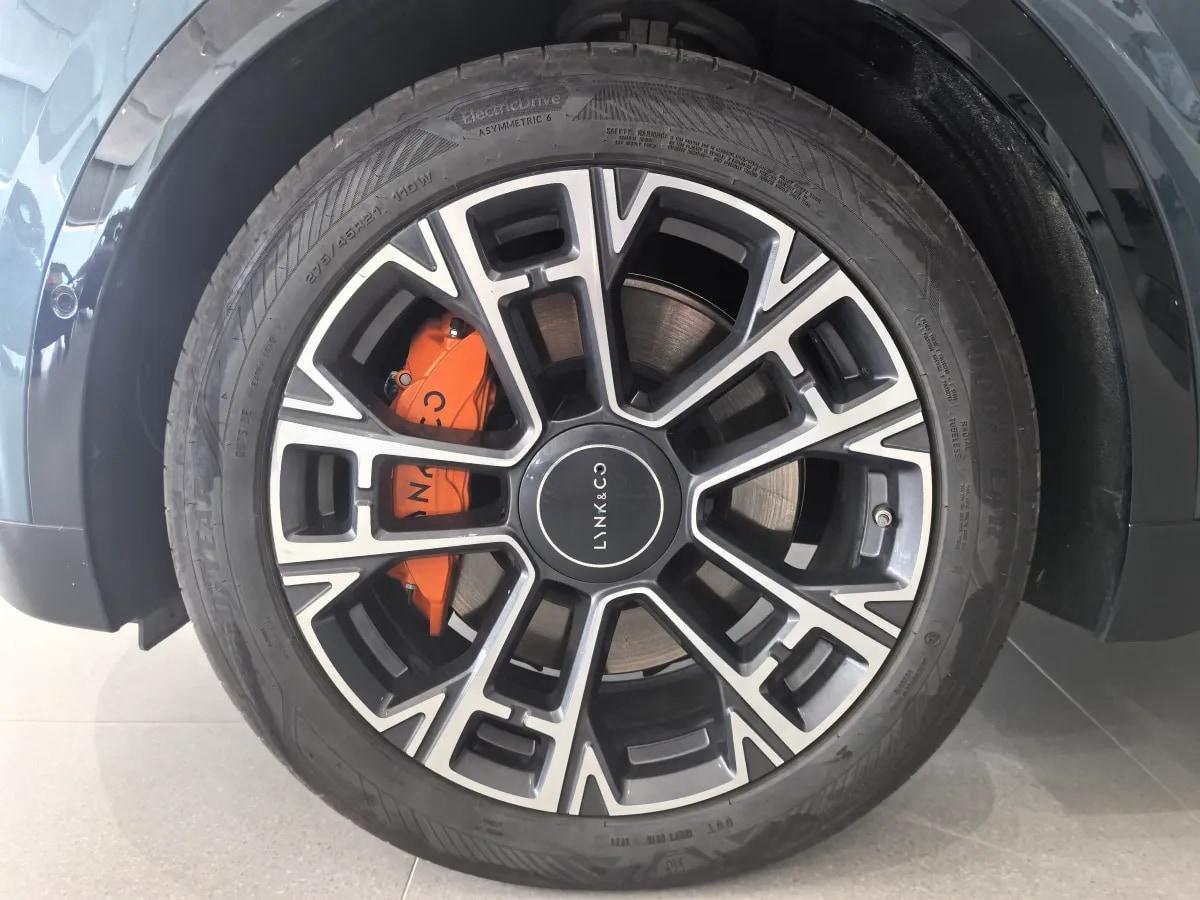 2025 LYNK&CO 900 2.0T 254HP L4 3DHT PHEV 52.38KWH 280km image 8