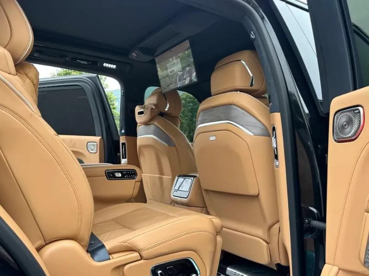 2025 Zeekr 9X 2.0T 279HP L4 1DHT PHEV image 8