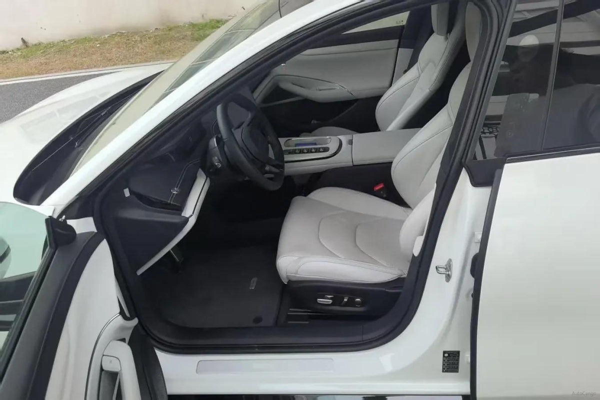 2024 Xiaomi SU7 BEV 101KWH 750km image 8