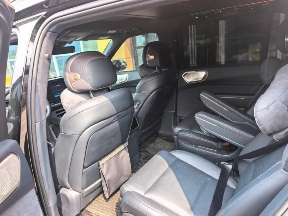 2025 LYNK&CO 900 2.0T 254HP L4 3DHT PHEV 52.38KWH 280km image 8