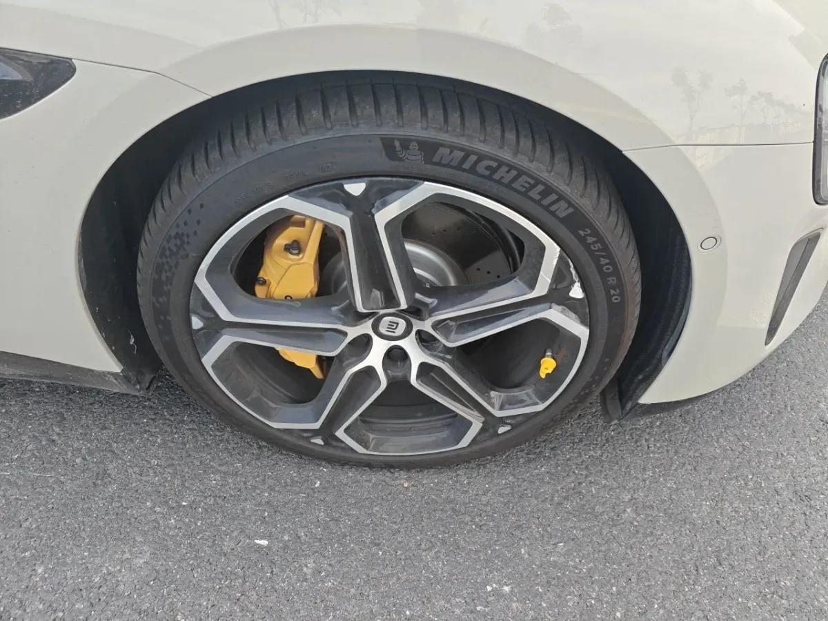 2024 Xiaomi SU7 BEV 101KWH 800km image 8