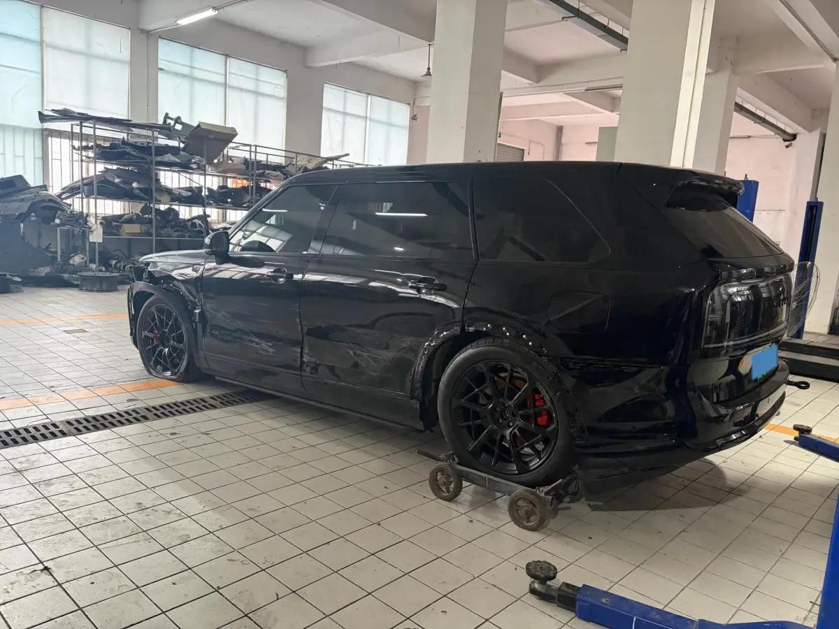 2025 Zeekr 9X 2.0T 279HP L4 1DHT PHEV image 8