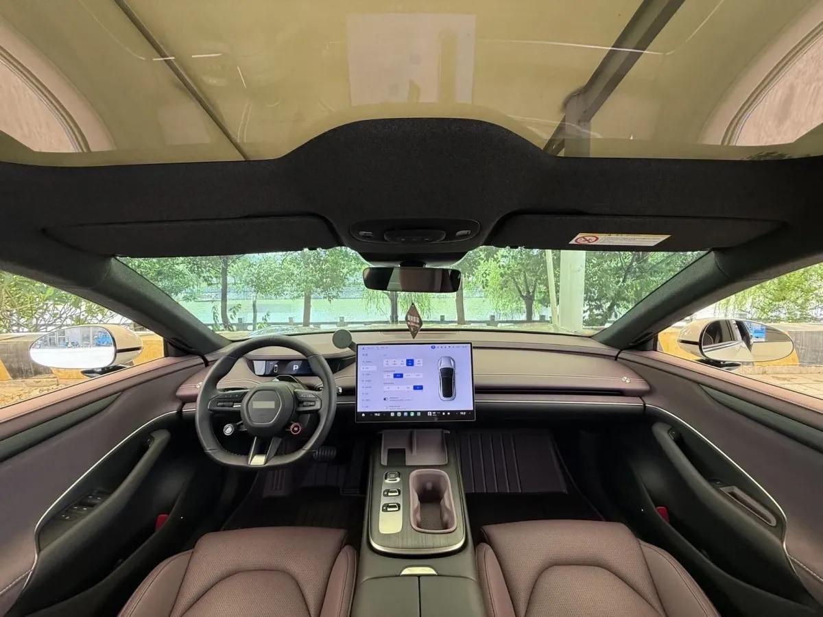 2024 Xiaomi SU7 BEV 73.6KWH image 8