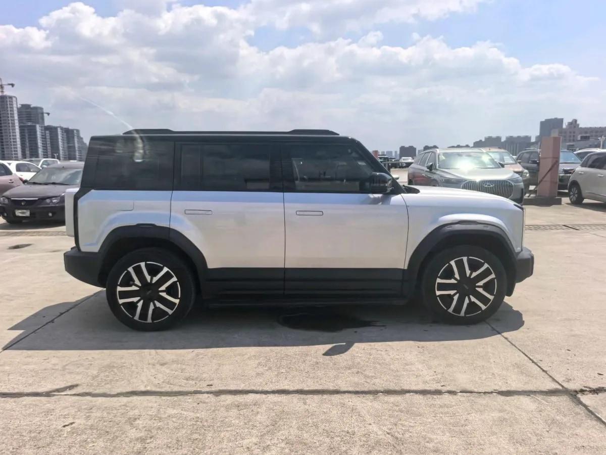 2024 iCAR iCAR 03 BEV 65.69KWH 472km image 8