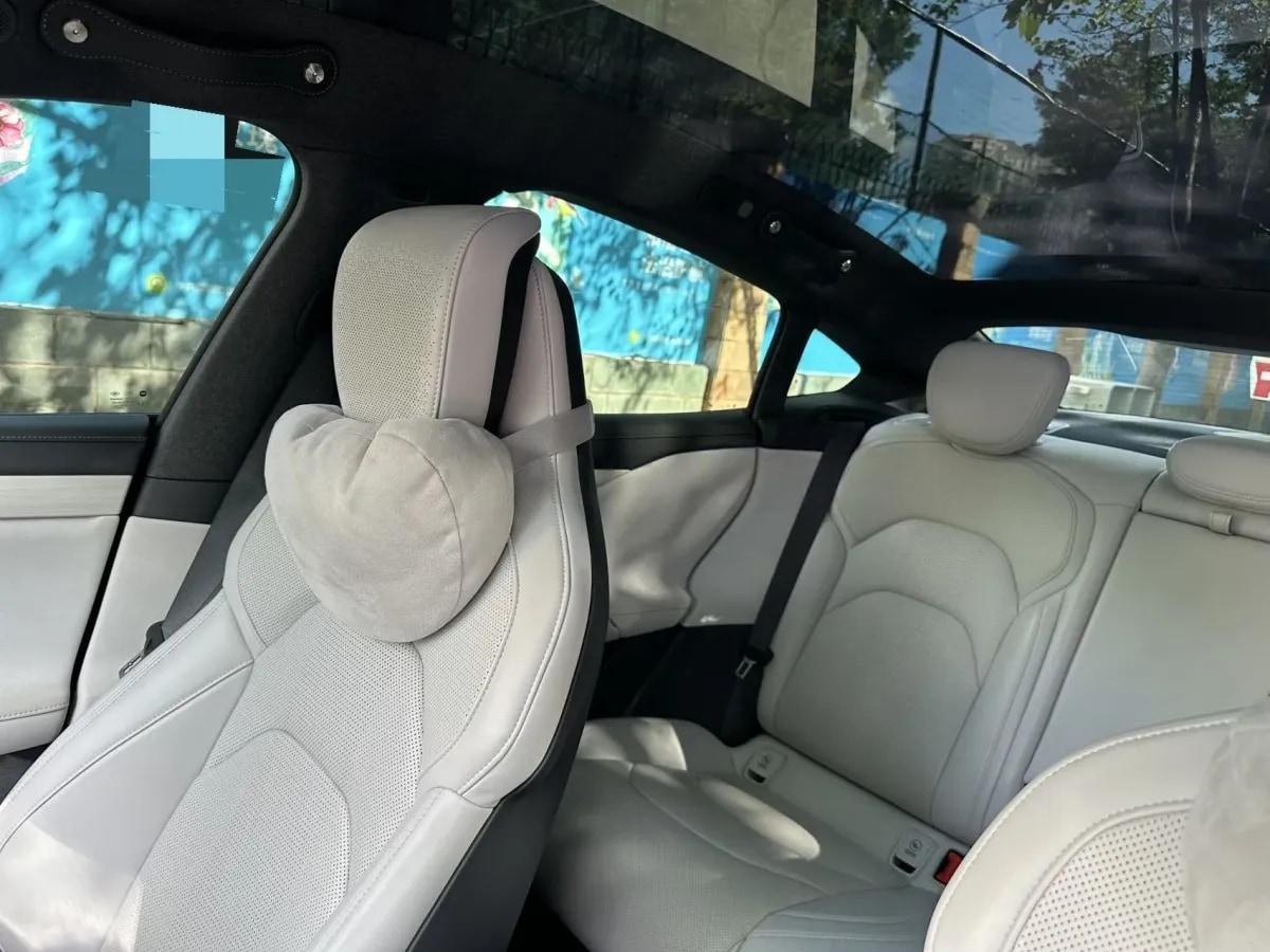 2024 Xiaomi SU7 BEV 73.6KWH image 8