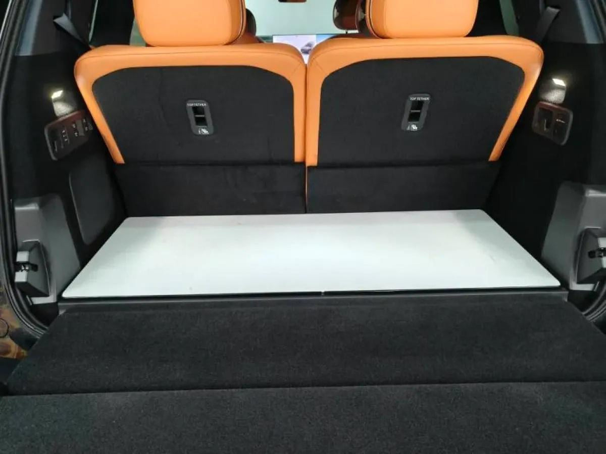 2025 LYNK&CO 900 2.0T 254HP L4 3DHT PHEV image 8