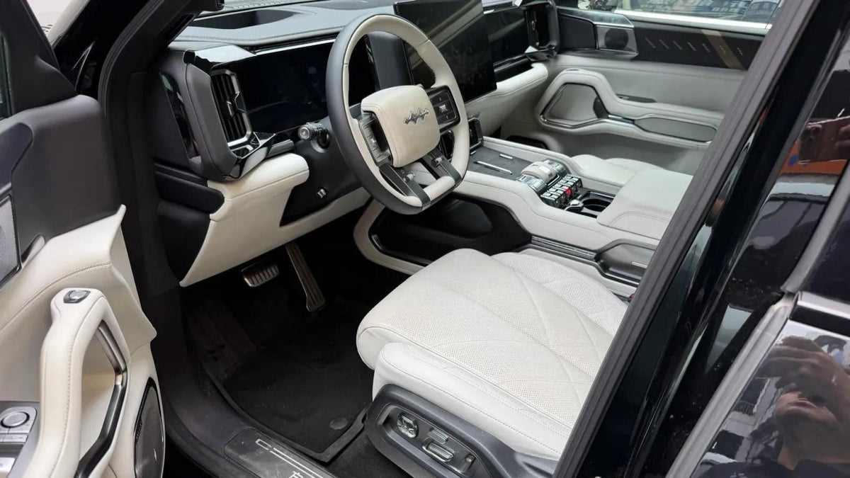 2025 Fang Cheng Bao Bao 8 2.0T 245HP L4 E-CVT PHEV 36.8KWH image 8