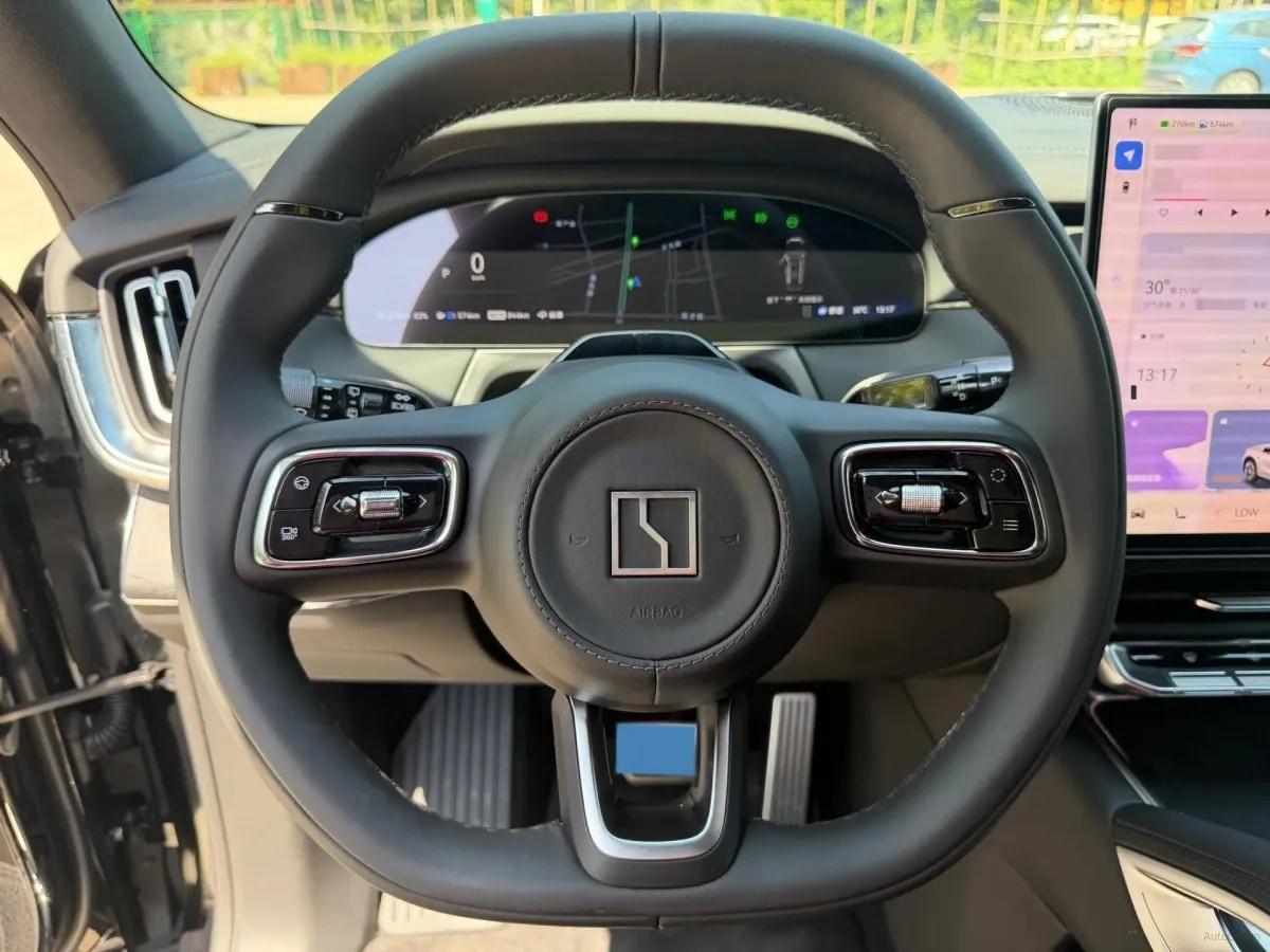2026 Zeekr 8X 2.0T 279HP L4 1DHT PHEV 70KWH 410km image 8