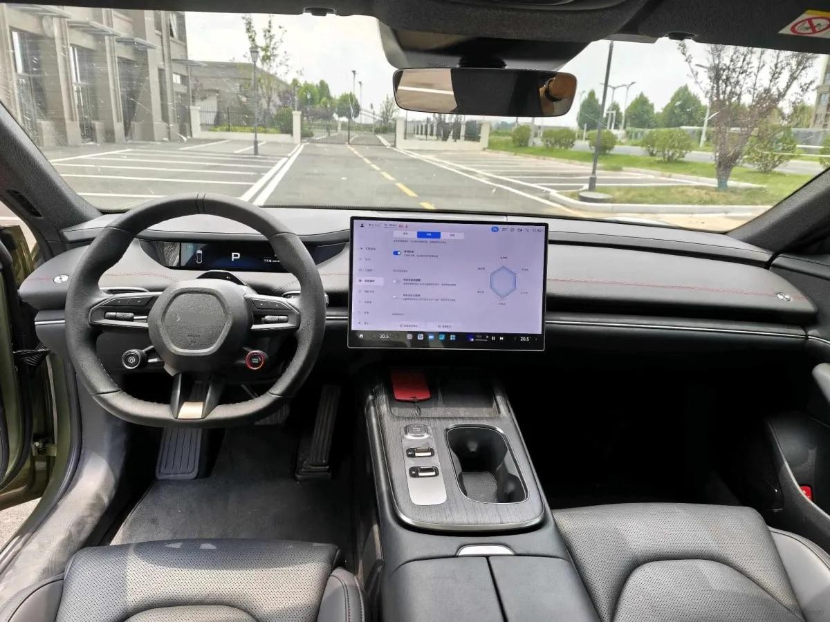 2024 Xiaomi SU7 BEV 73.6KWH image 8
