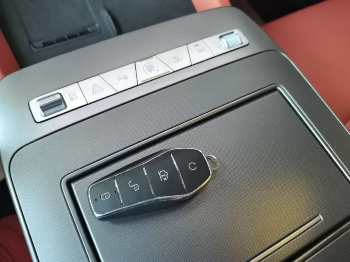 2025 BYD Tang L 1.5T 156HP L4 E-CVT PHEV 35.6KWH 200km image 8