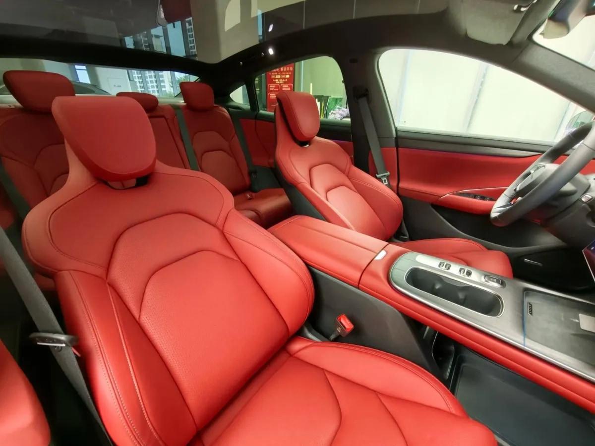 2024 Xiaomi SU7 BEV 73.6KWH image 8