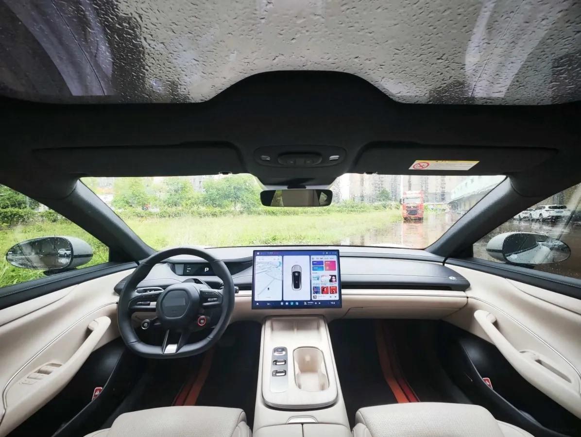 2024 Xiaomi SU7 BEV 73.6KWH image 8