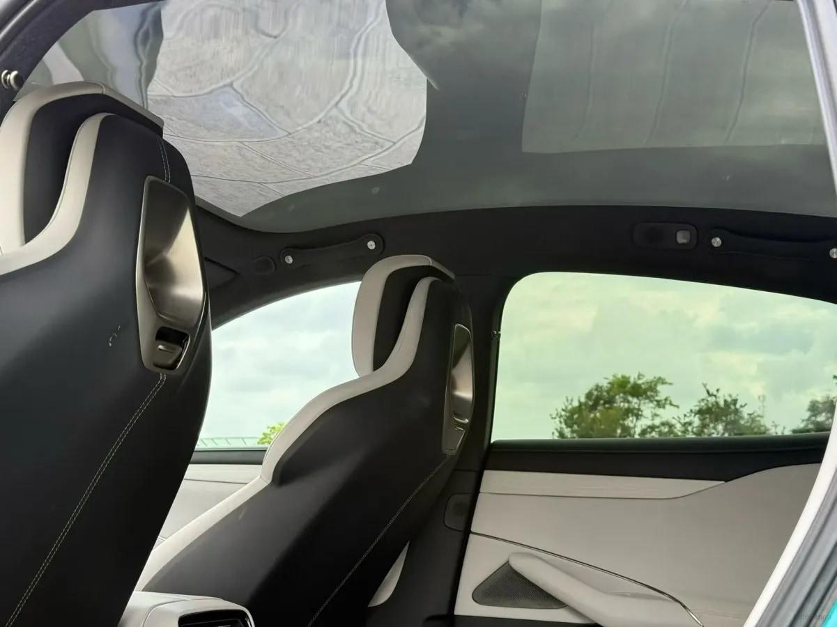 2024 Xiaomi SU7 BEV 73.6KWH image 8