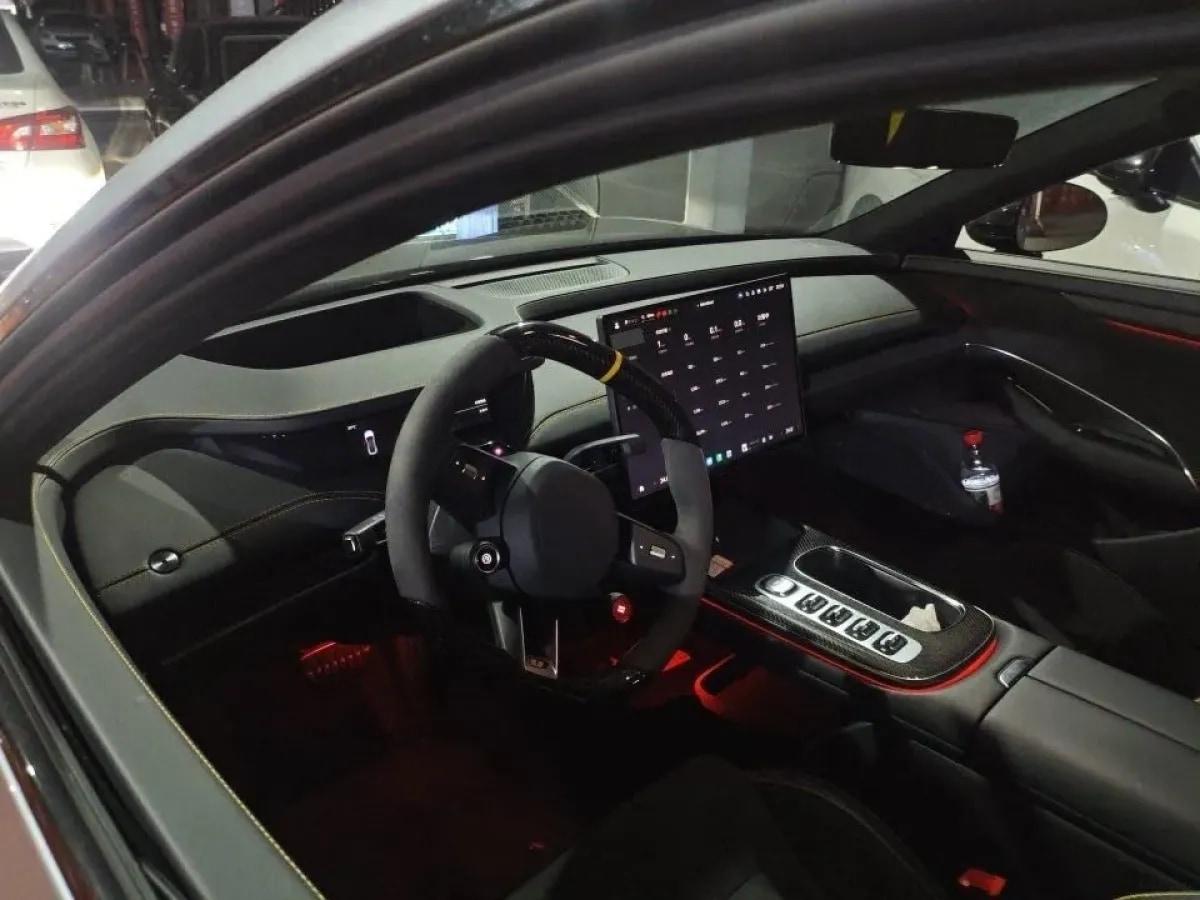 2025 Xiaomi SU7 Ultra BEV 93.7KWH 630km image 8