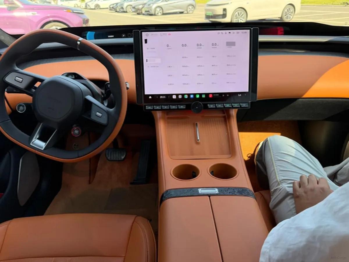 2025 Xiaomi YU7 BEV 101.7KWH image 8