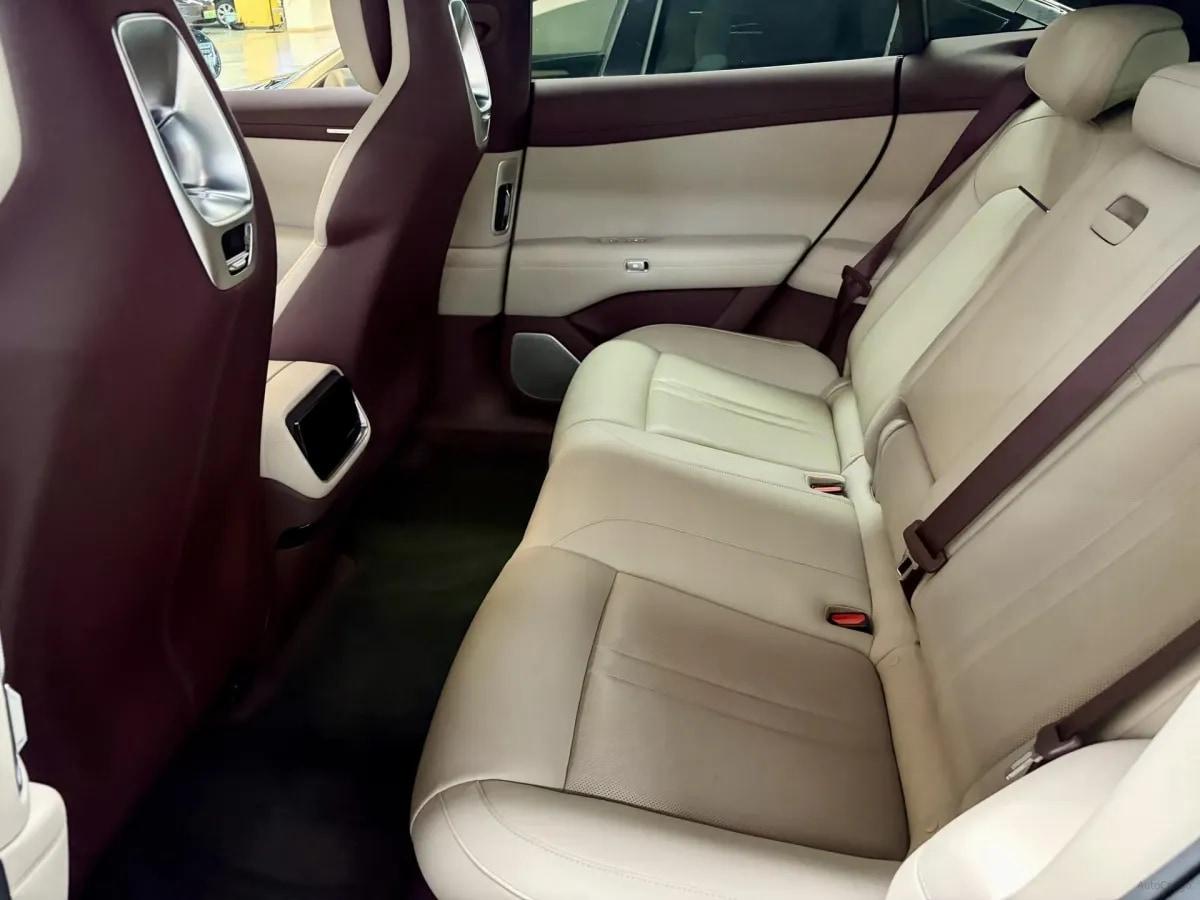 2025 Xiaomi YU7 BEV 96.3KWH image 8