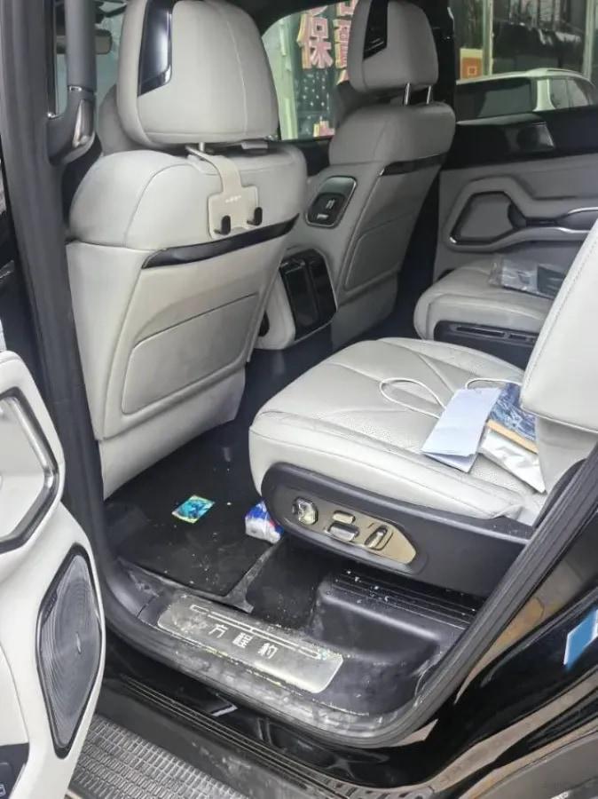 2025 Fang Cheng Bao Bao 8 2.0T 245HP L4 E-CVT PHEV 36.8KWH image 8