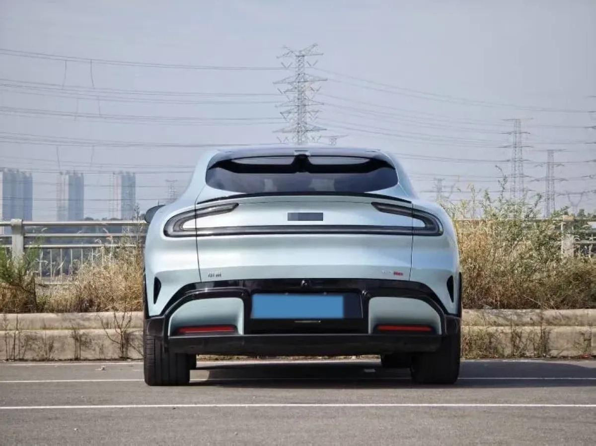 2025 Xiaomi YU7 BEV 101.7KWH 760km image 8