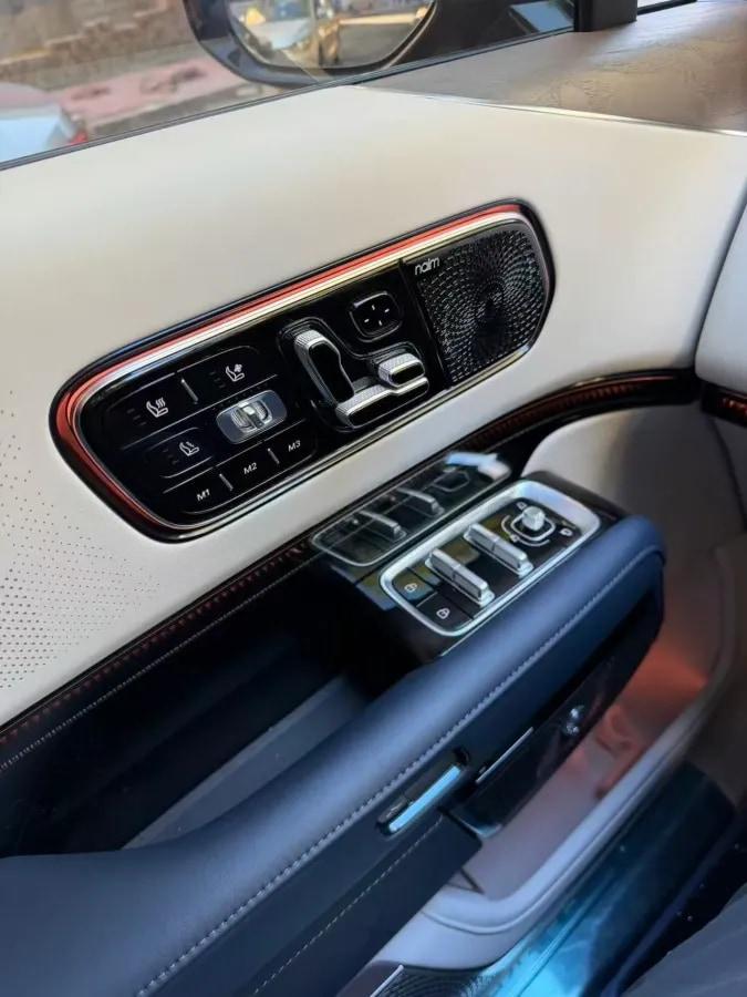 2025 Zeekr 9X 2.0T 279HP L4 1DHT PHEV 70KWH 380km image 8