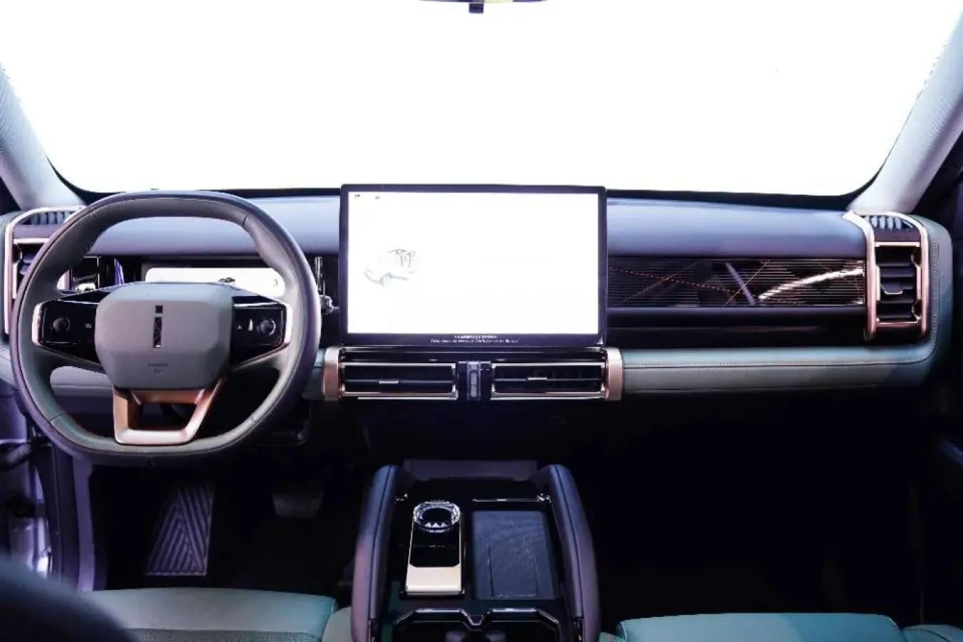 2024 iCAR iCAR 03 BEV 65.69KWH image 8